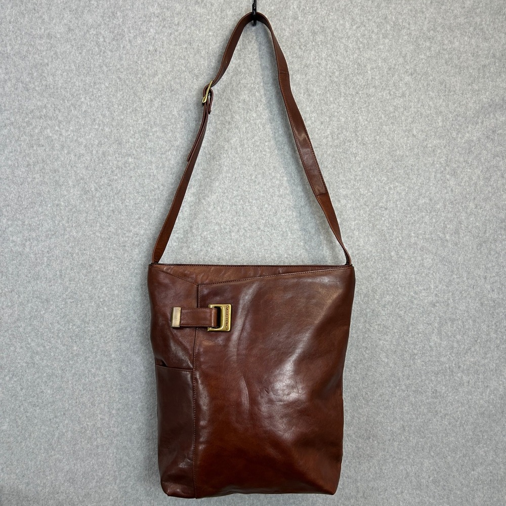 Claudio Ferrici Glossy Brown Leather Tote Bag Purse Buckle Detail Office Pockets